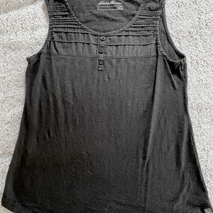 Eddie Bauer Black Slub Pleated Sleeveless Tank Top